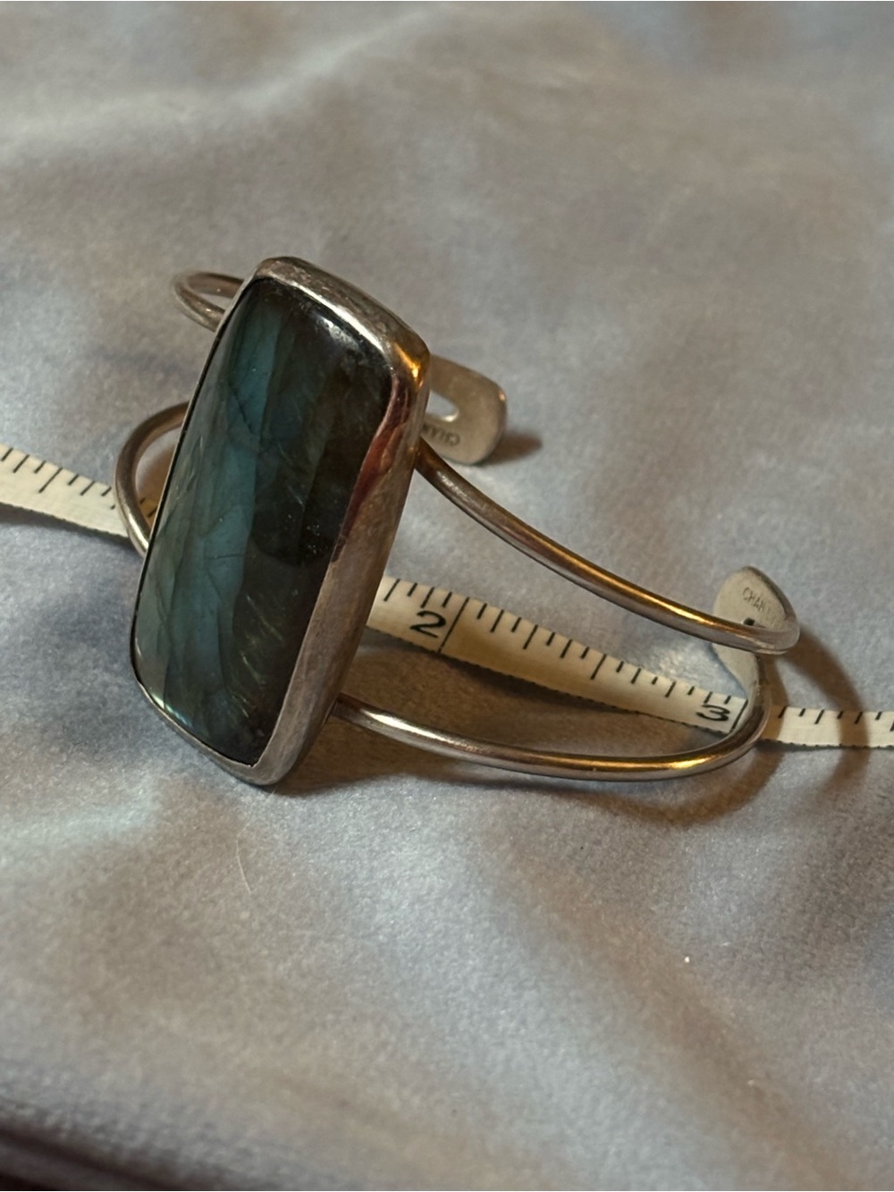 Chan Luu Sterling Silver .925 Labradorite Rectangle Bracelet - Picture 2 of 3